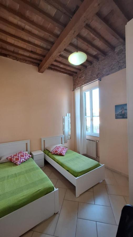 Appartamento Centro Citta Free Private Car Parking Livorno Exterior photo